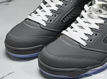Hyperoad Grey' Jordan Retro 5 'Wolf 0702